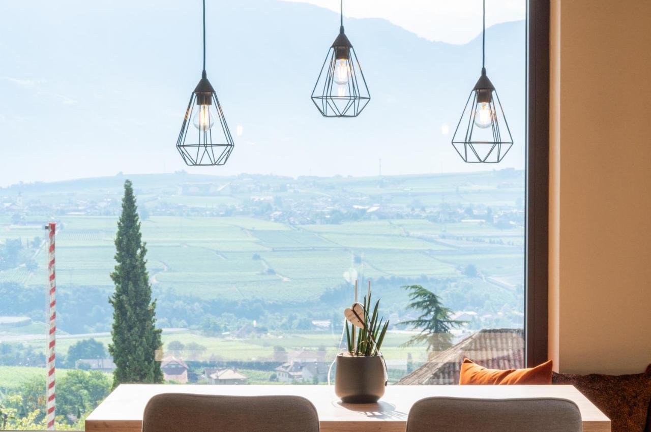 Villa Montis Exclusive Holiday Apartments In Eppan With Spectacular Views Of Dolomites And Bolzano Area Eppan an der Weinstraße Buitenkant foto