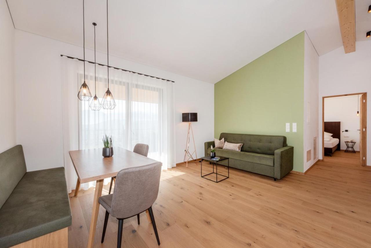Villa Montis Exclusive Holiday Apartments In Eppan With Spectacular Views Of Dolomites And Bolzano Area Eppan an der Weinstraße Buitenkant foto