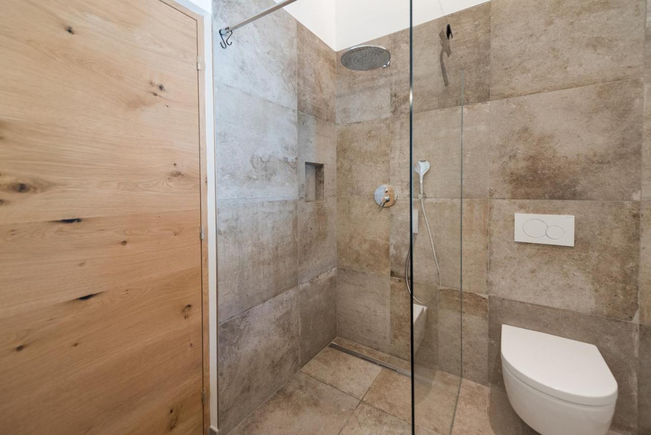 Villa Montis Exclusive Holiday Apartments In Eppan With Spectacular Views Of Dolomites And Bolzano Area Eppan an der Weinstraße Buitenkant foto