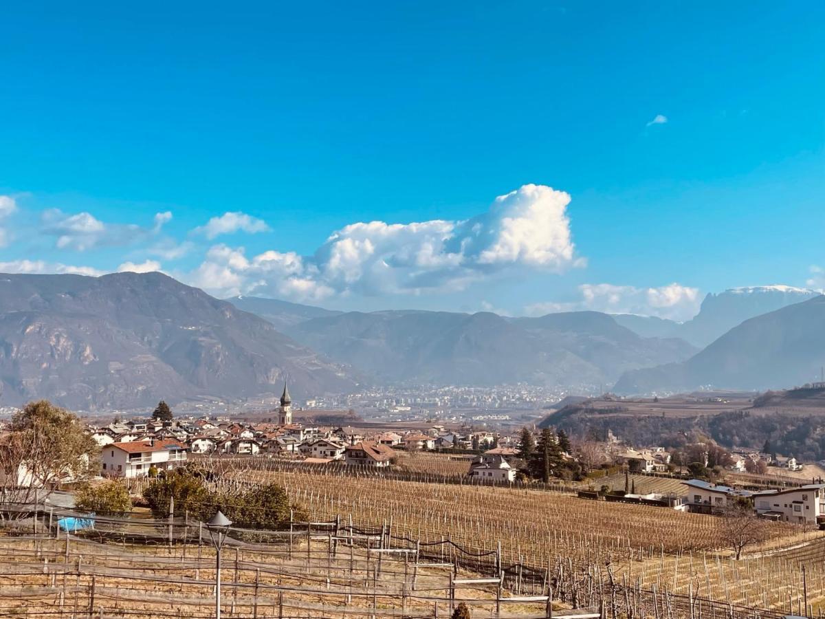 Villa Montis Exclusive Holiday Apartments In Eppan With Spectacular Views Of Dolomites And Bolzano Area Eppan an der Weinstraße Buitenkant foto